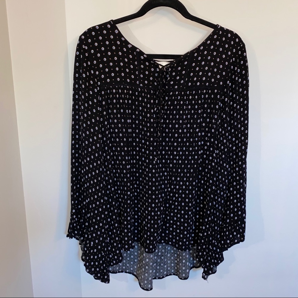 Caslon Front Tie patterned top